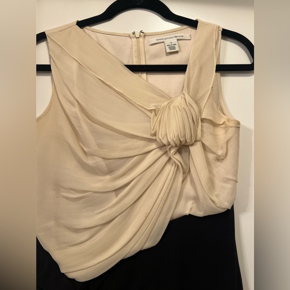 Diane Von Furstenberg Cocktail Dress - Picture 3 of 4